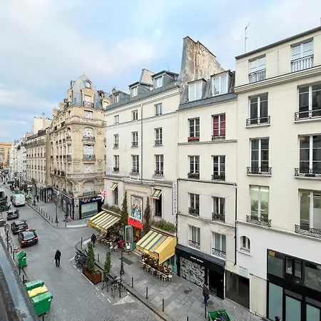 Apartment Urbanflat 206 - Beautiful In The Center Of