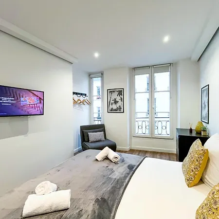 Urbanflat 206 - Beautiful In The Center Of