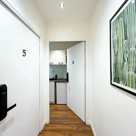 Urbanflat 206 - Beautiful In The Center Of